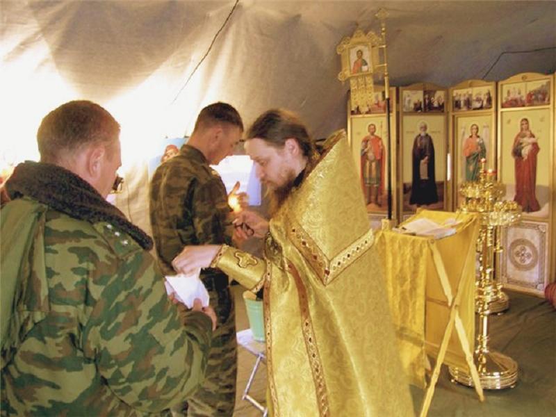 russian-army-chaplains-2.jpg