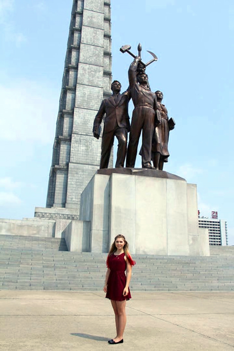 00 Russian girl in the DPRK 06. 08.08.14