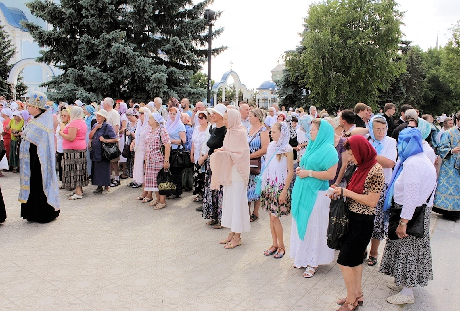 00 lugansk procession. orthodox. russia 03. 150615